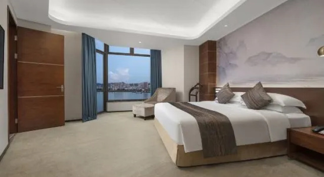 Люкс Business с красивым видом из окна TengXian Jinhua International Shanshui Hotel