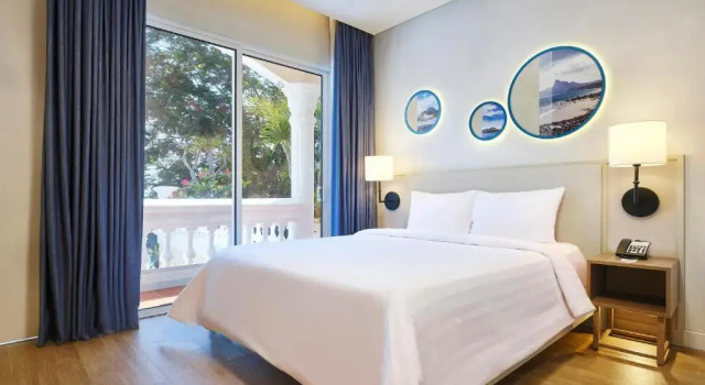 Двухместный номер Hillside (доступ к услугам отеля через дорогу) Standard Mercure Vung Tau