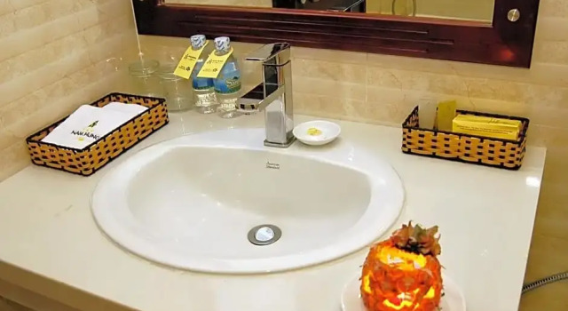 Номер Deluxe Nam Hung Hotel