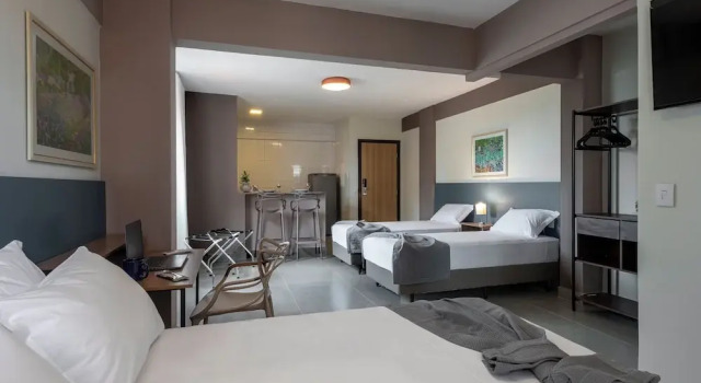 Lym Flat Hotel, Забронировать Отель Отели в центре Уберландия, в центре, Парковка, Завтраки