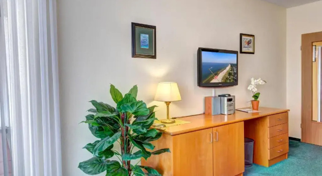 Am Schloonsee Haus C - Apartments mit Strandkorb, Book Apartment Heringsdorf Usedom