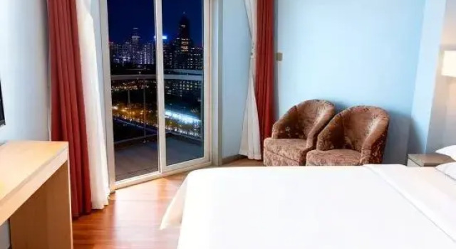 Люкс Business Huangmei Royal Hotel