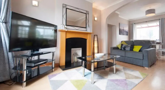 Westfield House, Varaa Huoneisto Asunnot kohteessa Merseyside, Huoneisto