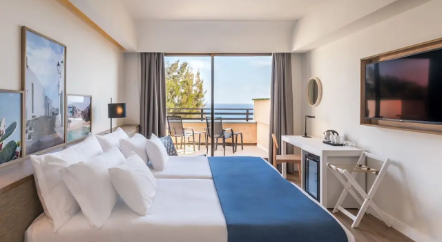 Двухместный номер Standard с балконом и с видом на море Barceló Lanzarote Active Resort