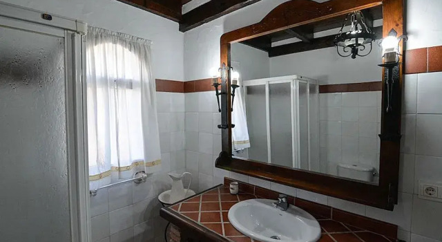 Villa El Almendro, Забронировать Вилла Отели провинции Малаги с бассейном, Бассейн