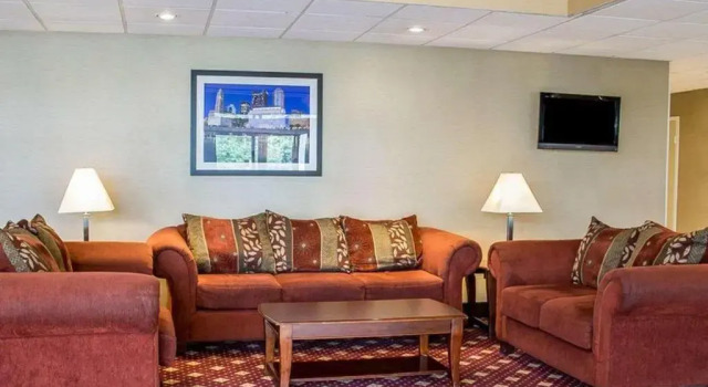 Четырёхместный номер Standard howard johnson by wyndham