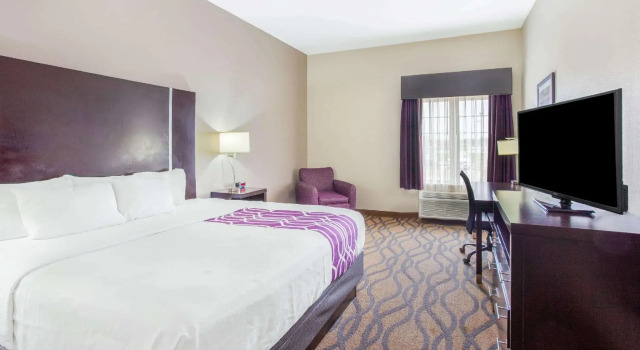 Двухместный номер Standard La Quinta Inn & Suites by Wyndham Luling