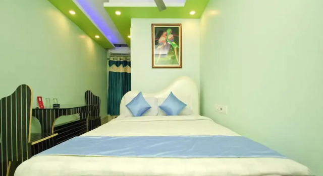 OYO 8972 Raj Guest House, Prenota Affittacamere Calcutta 