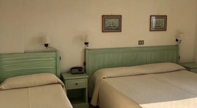 Трёхместный номер Classic Hotel Dania