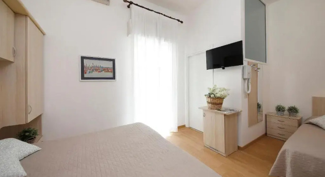 Трёхместный номер Standard с балконом Hotel Lungomare