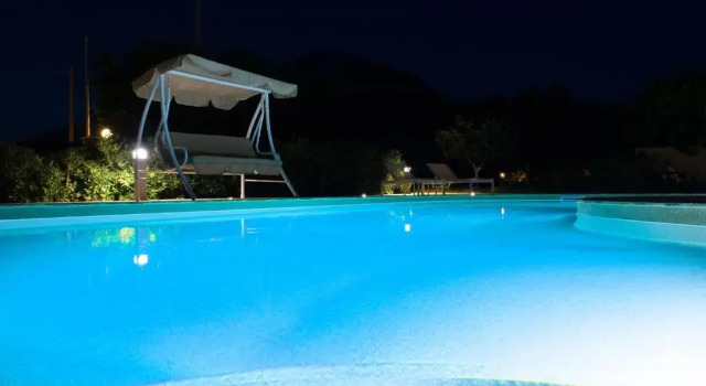 Коттедж с 3 комнатами Naxos Cottage