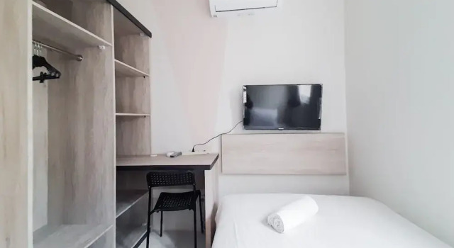 Homey Studio at Alesha Vanya Park BSD Guest House (Sharing Bathroom)