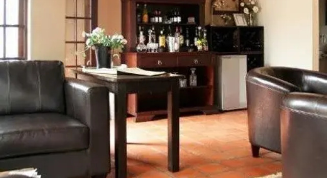 Ashdown House, Забронировать Отель Бизнес-отели Йоханнесбург, 4* 5*