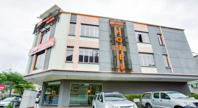 P Line Hotel, Varaa Hotelli Hotellit Johor pysäköinnillä, Pysäköinti