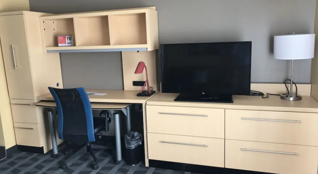 Люкс TownePlace Suites by Marriott New Hartford