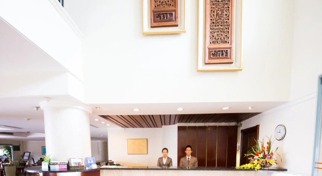 Diamond Westlake Suites