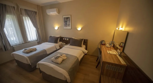 Двухместный номер Standard с балконом Herakles Thermal Hotel