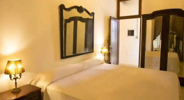 Casa Plaza Vieja Fede, Забронировать Отель Гавана Гавана, рядом с Старая площадь