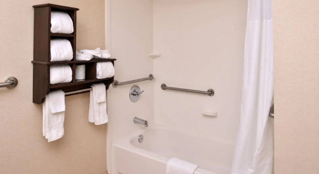 Двухместный номер Standard Hampton Inn & Suites Newport News-Airport - Oyster Point Area