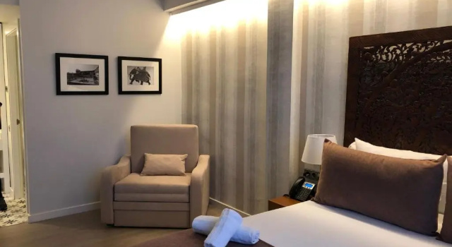 Трёхместный номер Standard Serennia Fira Gran Via Exclusive Rooms