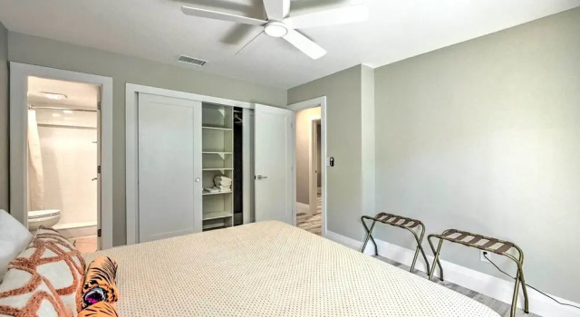 Home Close to Naples Beach - Pets Welcome!, Забронировать Отель Норт-Нейплс 