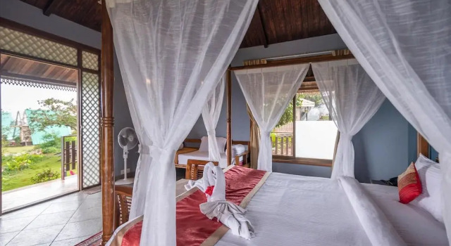Коттедж Deluxe Nirvana Eco & Agro Resort