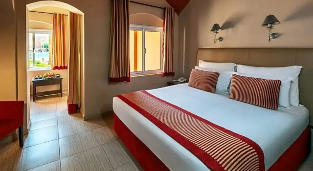Двухместный номер Superior с видом на бассейн JAZ Makadi Oasis Resort