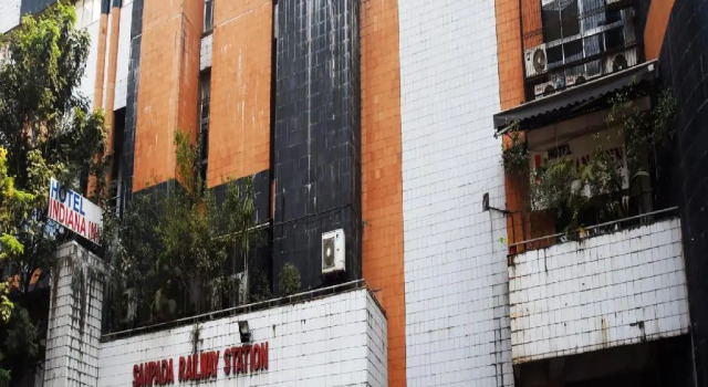 Hotel Indiana Inn, Забронировать Отель Недорогие отели штата Махараштры, недорого