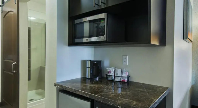 Двухместный люкс с красивым видом из окна Oxford Suites Sonoma - Rohnert Park