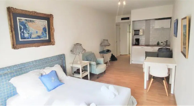 cozy studio equipped with indoor heated pool in standing residence, Забронировать Отель La Californie Pezou Канны