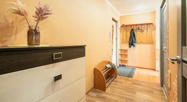 Apartments Live Here on Leningradskij avenue, bld. 4, Đặt Căn hộ Khách sạn ở Ural có chỗ đỗ xe, Bãi đậu xe