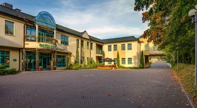 Green Hotel, Varaa Hotelli Hotellit Suur-Puola aamiaisella, Aamiainen