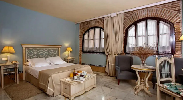 Номер Deluxe Hotel Alcázar de la Reina