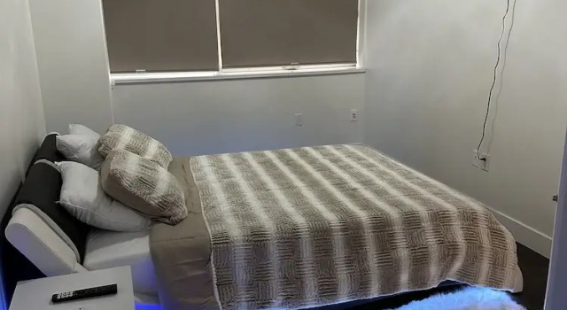 Номер Luxury Luxury Downtown Condo Two Bedroom