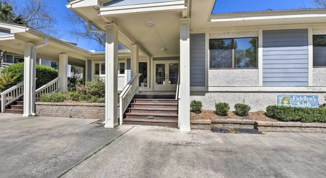 Hilton Head Condo: Beach Supplies, Walk to Shore!
