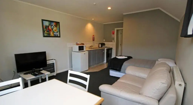 Апартаменты Champers Motor Inn
