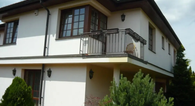 City Garden Apartments & Wellness, Rezerwuj Apartament Hotele w Píkovice z basenem, Basen