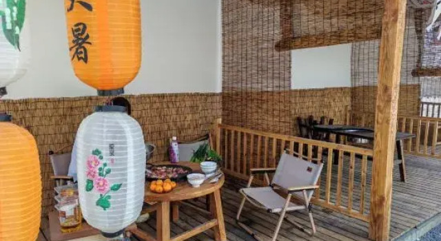 Floral Hotel·Neighbor's Courtyard Hotel, Rezervovat Hotel Yanbian 
