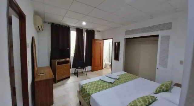Полулюкс Suites & Apartments San Benito - Zona Rosa