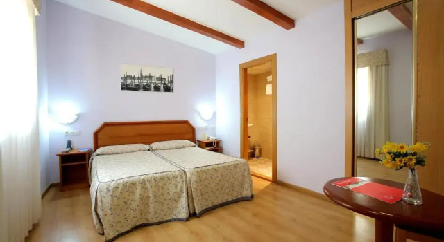 Двухместный номер Standard Hotel Hispania