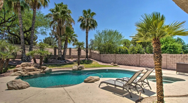 Chandler Retreat w/ Pool, Hot Tub & Grill!, Prenota Casa vacanze Chandler 
