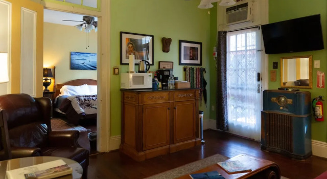 Люкс Deluxe The Blue60 Marigny Inn
