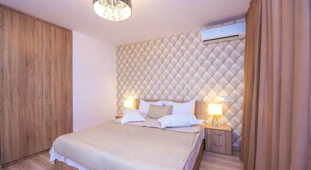 Privilege Apartment - Two Bedrooms - 5 Guests - Cismigiu Gardens, Забронировать Апартаменты/квартира Бухарест Muntenia, рядом с Музей коллекций произведений искусства