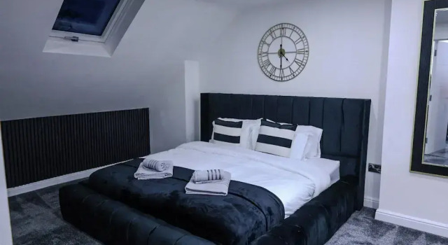 Sleeps17 Bliss 7-bedroom Luxury Escape Birmingham, Varaa Lomakoti Mökit kohteessa Merseyside, Mökki