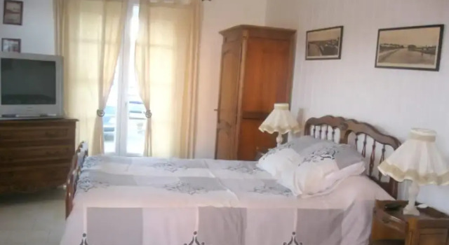 Studio in Tonnay-charente, With Enclosed Garden and Wifi, Reserva ahora Hotel Tonnay-Charente 