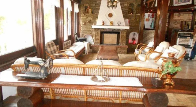 Diaporos Hotel, Book Hotel  