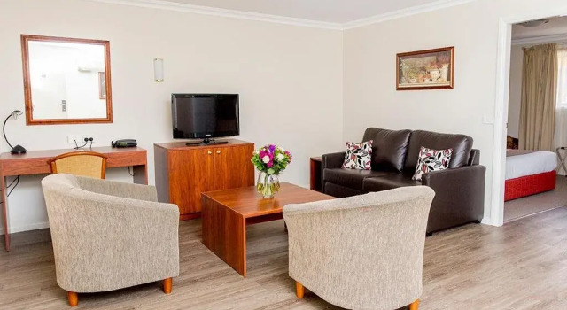 Littomore Suites Bathurst, Buchen Sie Aparthotel Bathurst Central West NSW