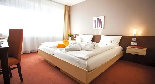 Номер Standard с видом на сад Phönix Hotel