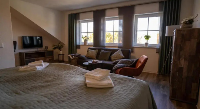 Апартаменты Warias Hotel am Geiseltalsee - Nähe Merseburg und Mücheln