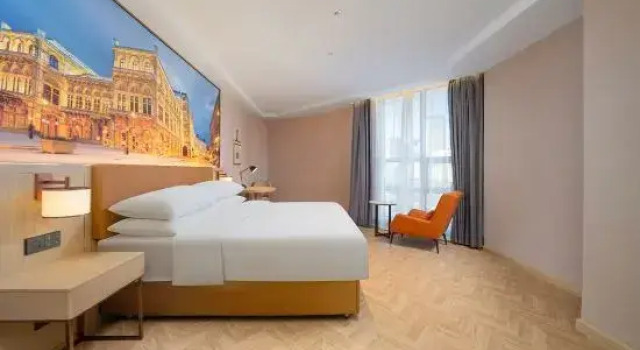 Люкс Business Vienna Classic Hotel (Hohhot Saihan Wanda Plaza Branch)
